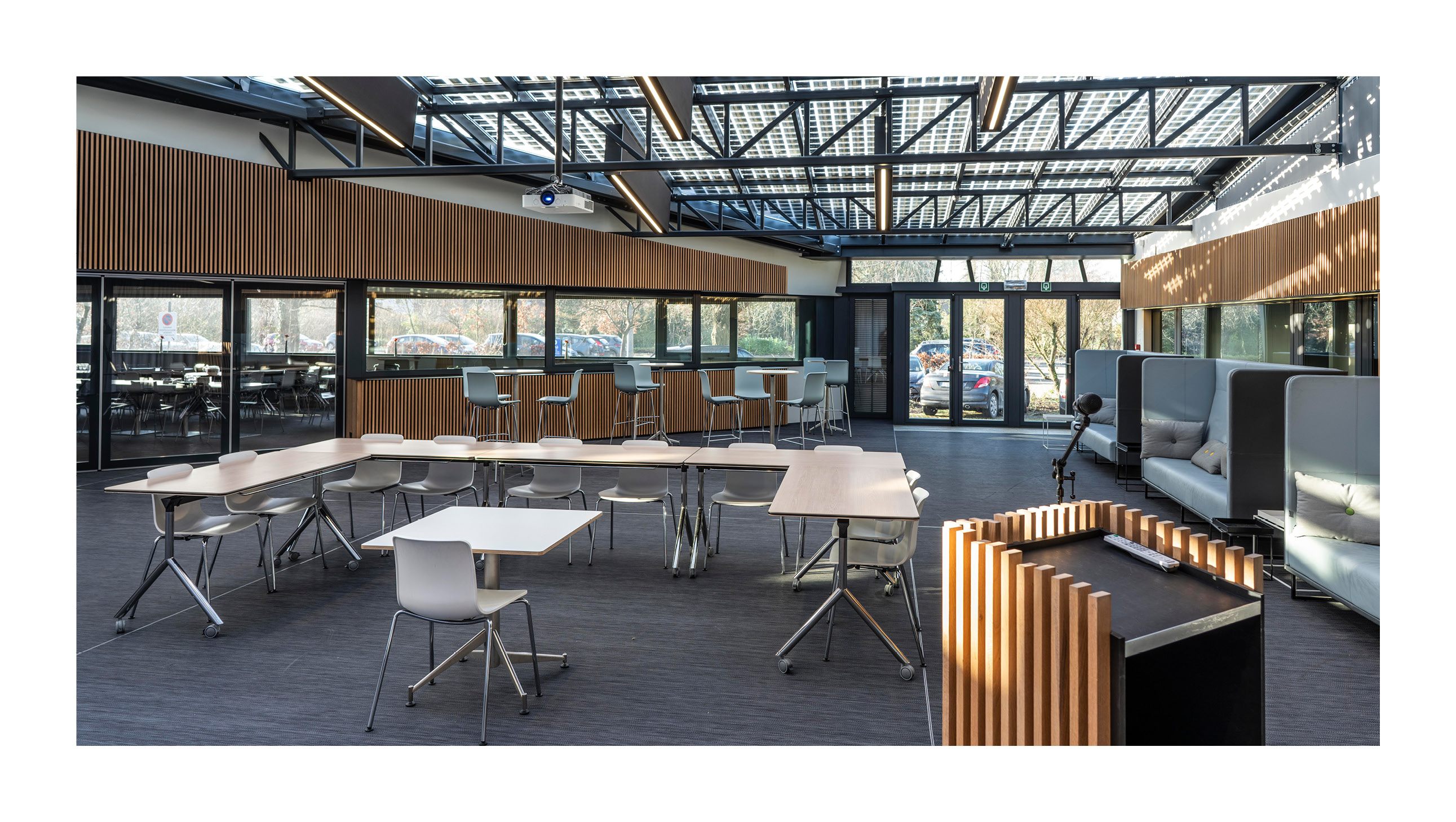 Henry Van de Velde Lounge