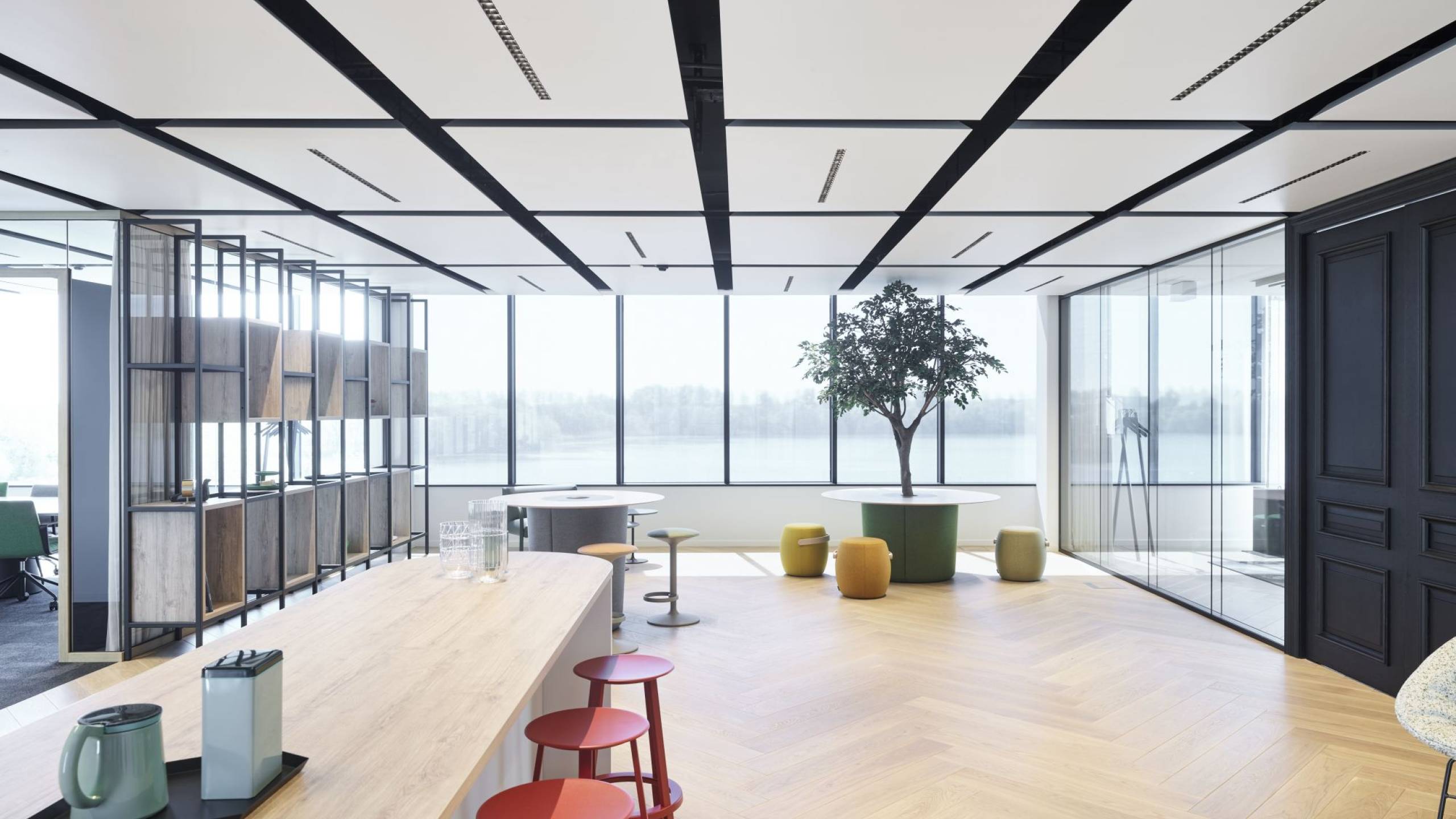 Beddeleem breidde zijn HQ uit met een unieke showroom