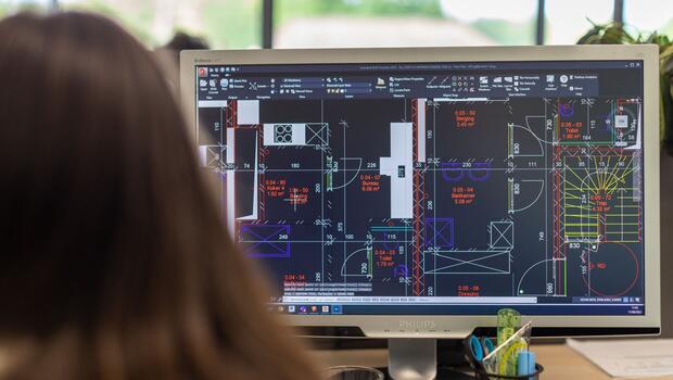 Software- en IT-opleidingen bij Embuild Oost-Vlaanderen